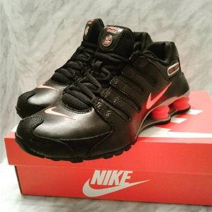 Nike Limited Edition Womens Shox NZ EU size 7 shoe